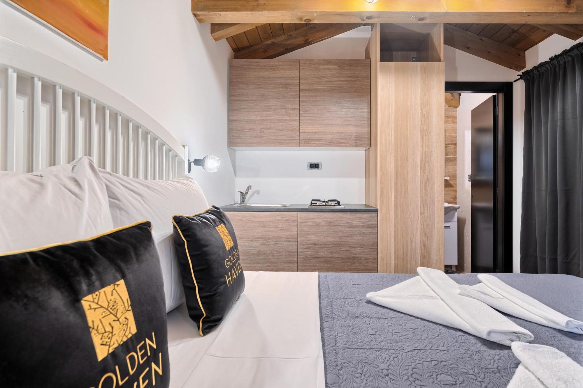 Golden Haven Luxe